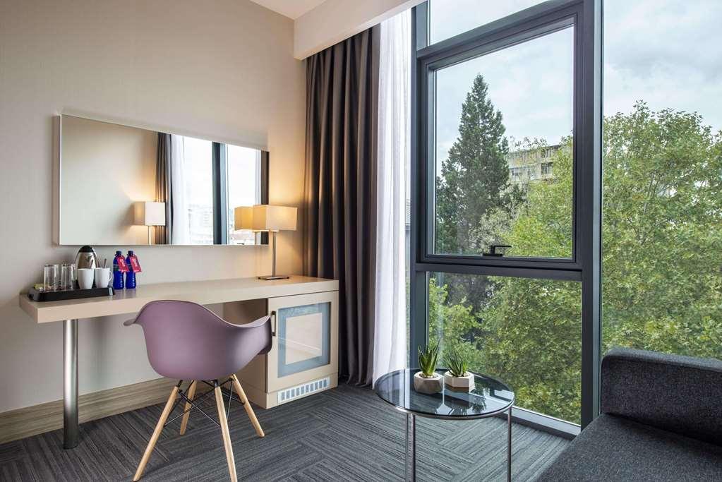 Ramada Encore Tbiliszi Szoba fotó